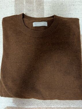 Everlane Men's Crewneck Sweater — Brown Medium